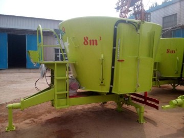 Horizontal TMR feeding mixer