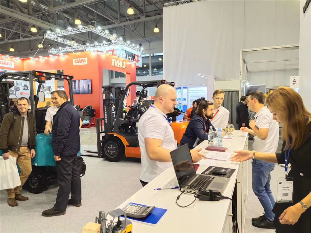 CeMAT Russia 2019 GOODSENSE Forklift