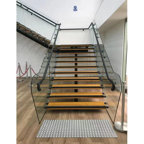 MS2026 درج عالي الجودة في الداخل بتصميم حديث سلالم أحادية من الخشب الصلب