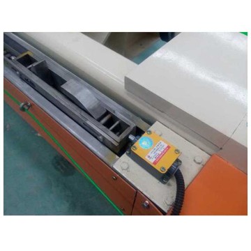 Dehidrator pupuk kandang dengan pers filter sabuk