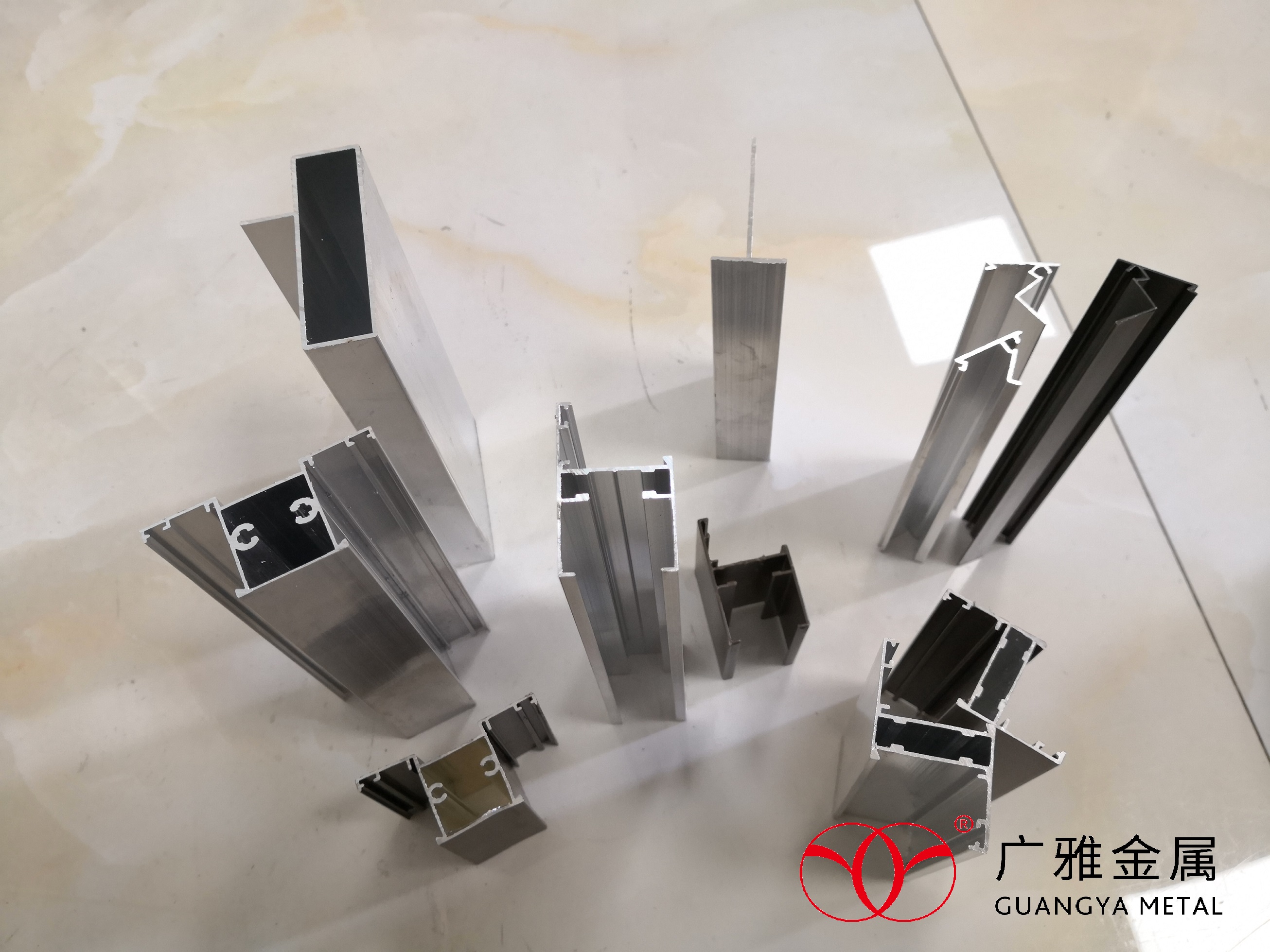 aluminium alloy window frame