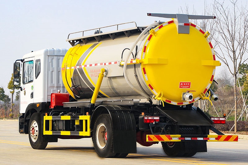 df-12sewagetruck (9)