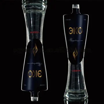 Unique Shaped Matte Black Spray Bottle 700ML Screw Cap Frosted Liquor
