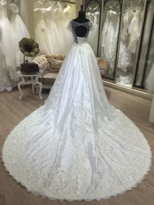 beauty showy new hand work design atelier wedding dress