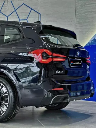 BMW 2024 iX3: Innovative Electric SUV