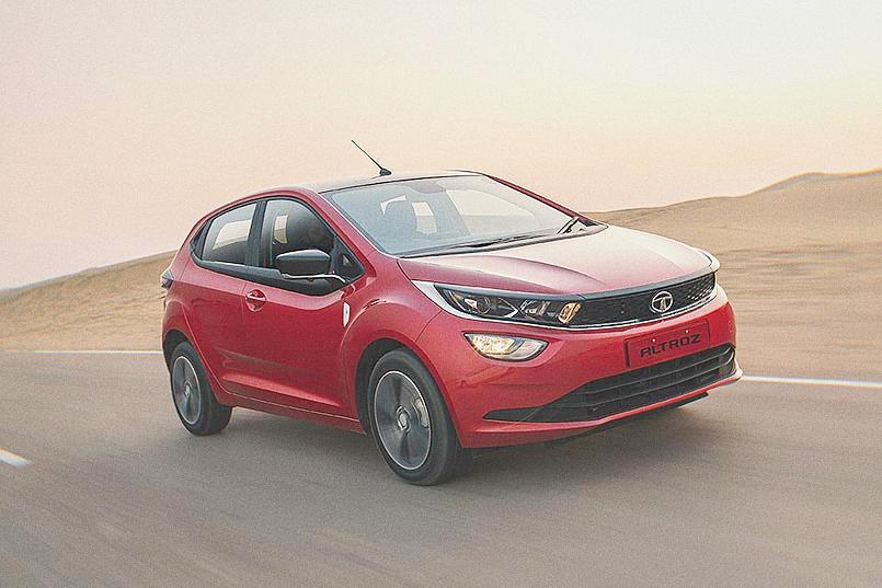 2019 Tata Altroz Premium Hatchback India 2 Jpg