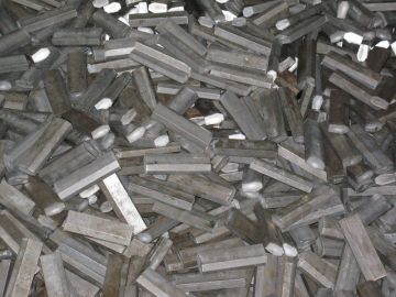 Fracture Resistance Grouser Bar Widely Used In Railway , Truck , Trailer