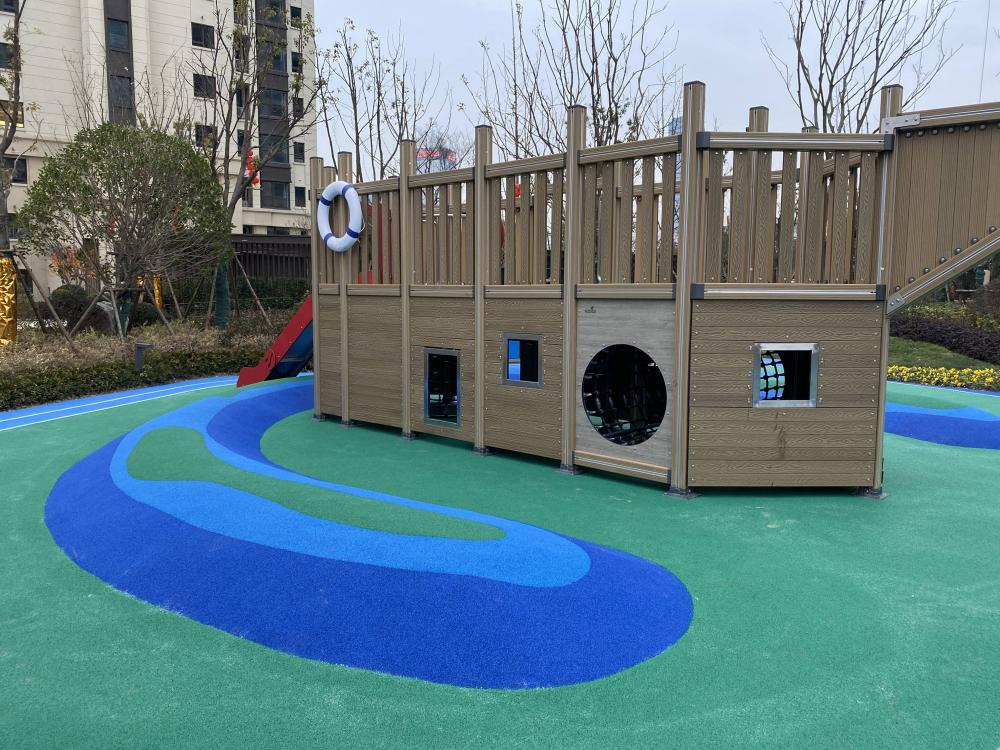 Wear resistant EPDM rubber granules for playground floor