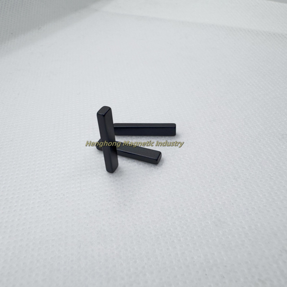 Sintered neodymium iron boron N50SH