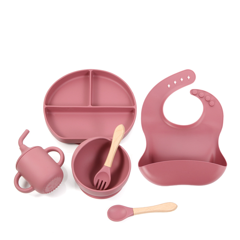 Cel mai bun set de hrănire din silicon pentru înțărcarea primelor mușcături