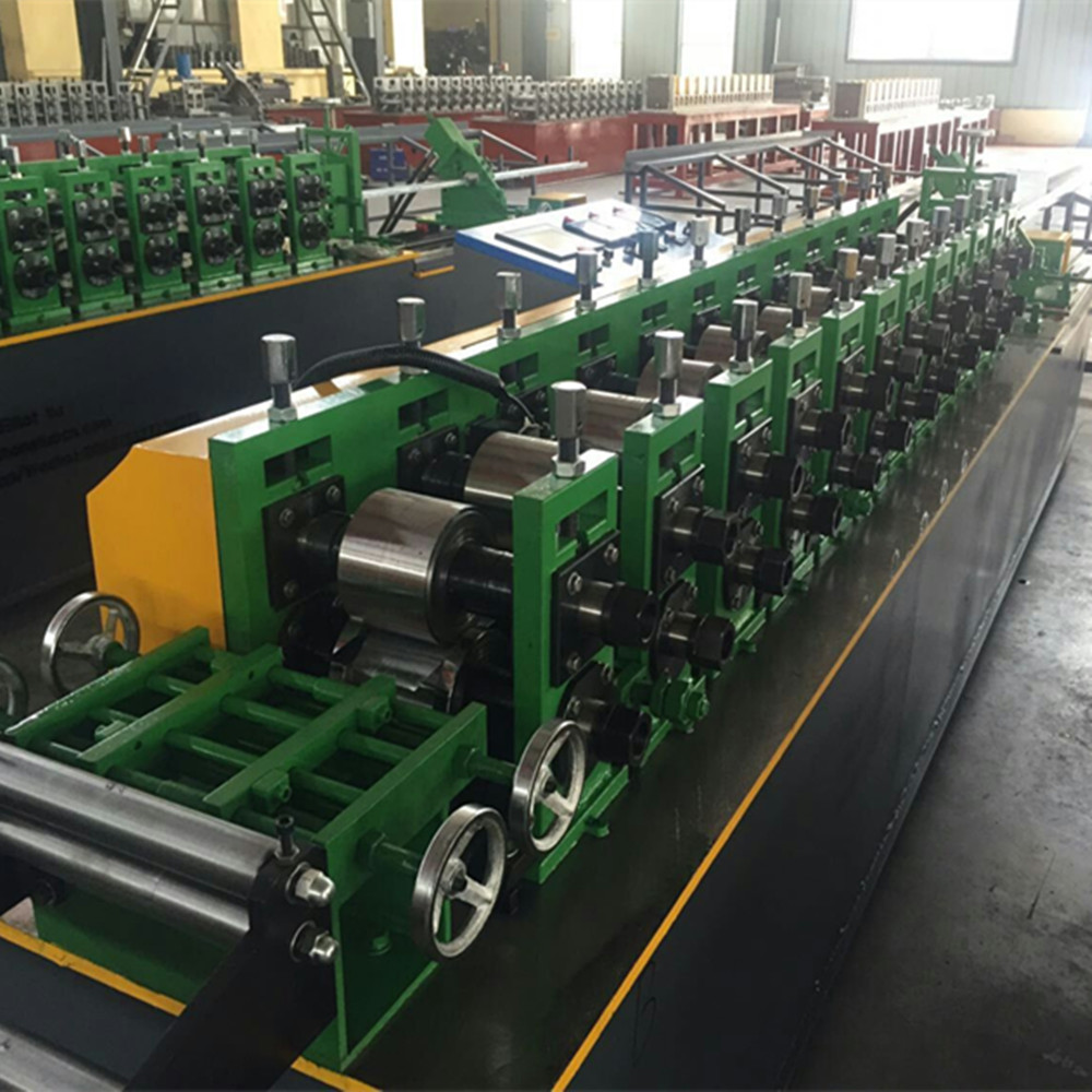 Steel wall angle roll forming machine