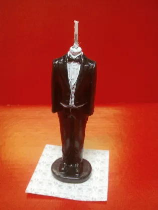 Romantic wedding bride and groom shape candle