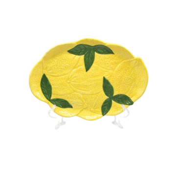 Exquisito y práctico plato de frutas.