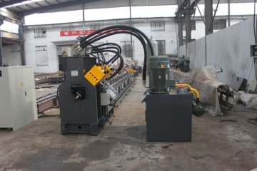 Punzonadora CNC automática para acero plano