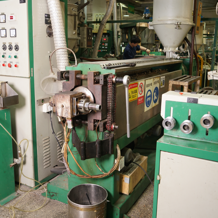 Linha de extrusão de cabo de alimentação de extrusão de extrusora durável