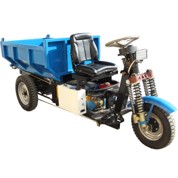 Triciclo motorizado operado pela bateria