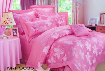 Jacquard Embroidery comforter set