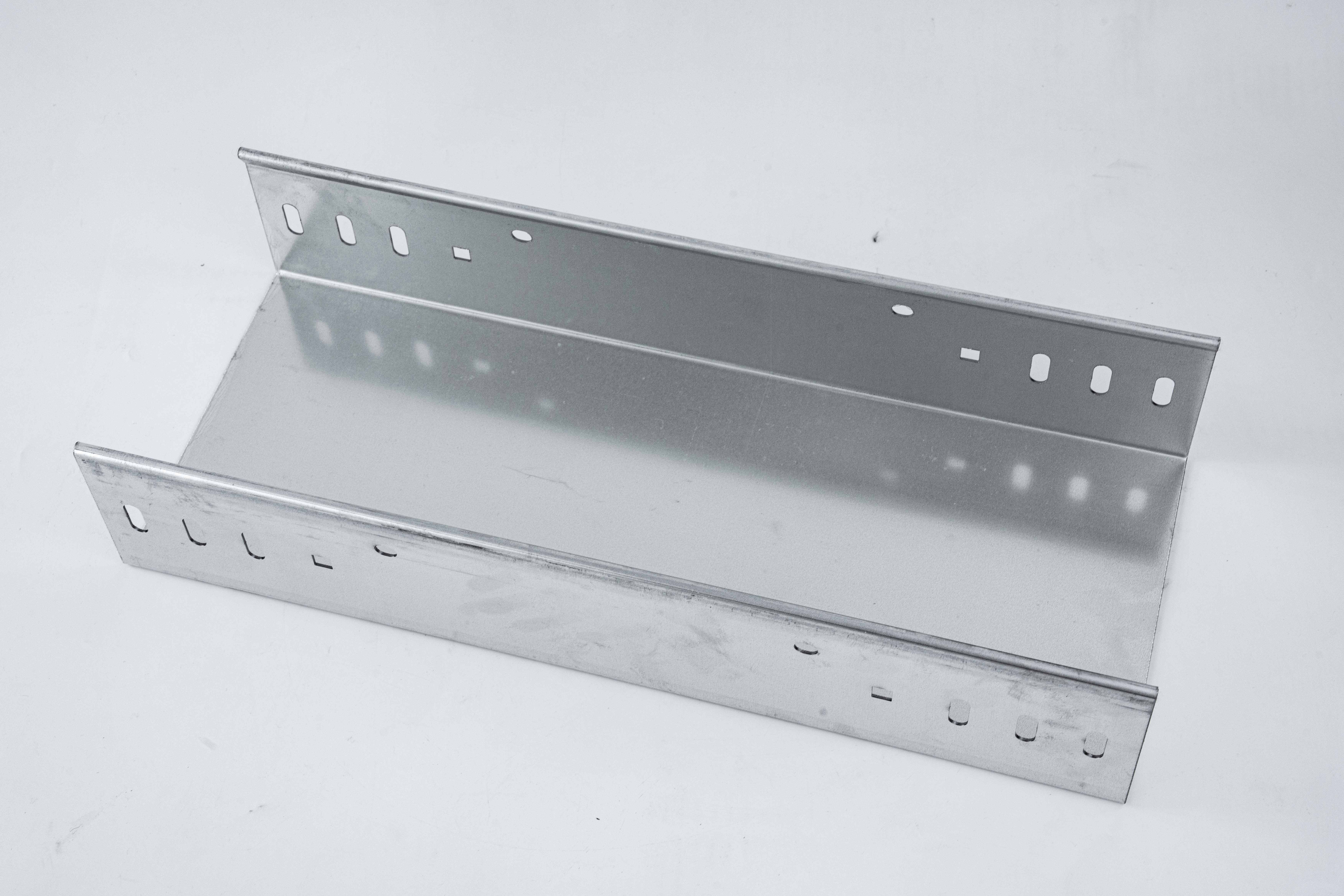 anti-slip trough type cable tray