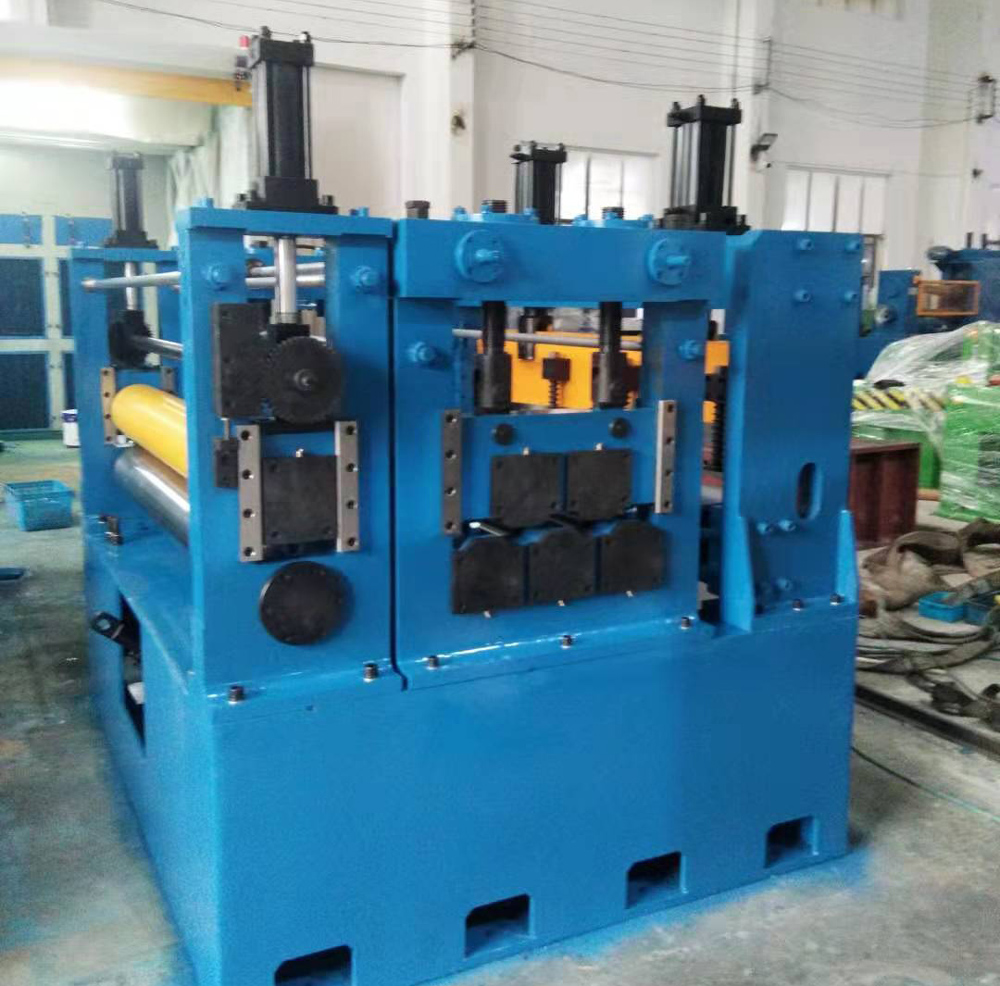 Large Size High Precision Slitting Machine