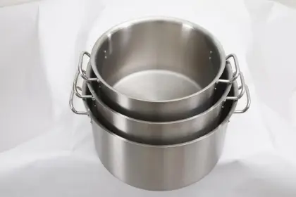 Miniature stainless steel stew pot