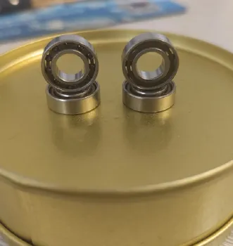 China Wholesale 688 Mini Bearings for Inline Skates 8x16x5mm - Stainless Steel Rings with 11 Si3ne4 Balls in Stock