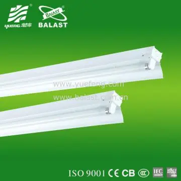 T8 Single Fluorescent Lighting Fixture with Diffuser
