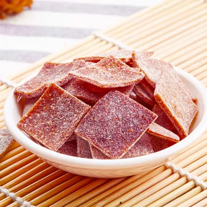 Dried tangerine peel and plum slices