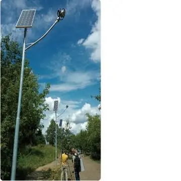 solar powered street light more energy saving more high efficiency