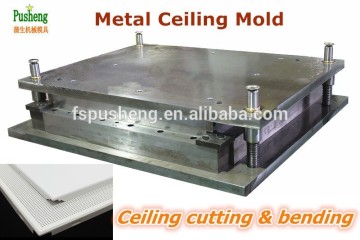 Stable punching metal ceiling corner cutting mold