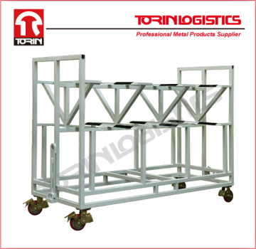 Warehouse racking system for storing auto parts