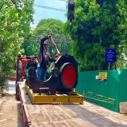 DD 65 Guide rod diesel pile hammer