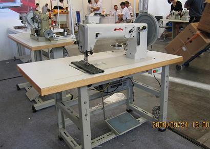 Extra Heavy Duty Unison Feed Thick Thread Sewing Machin