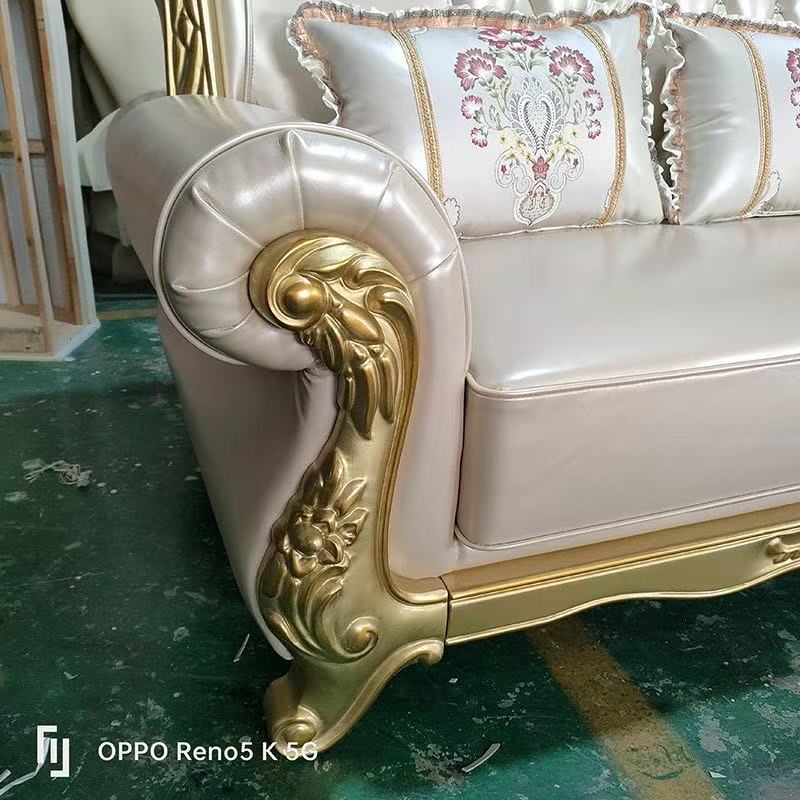 Luxury European-Style Sofa with Classic Design