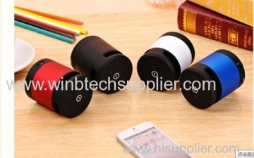 Gesto sensore senza fili Bluetooth Mini Speaker con microfono per Iphone 5 Ipad 3 Ipad 4 ecc