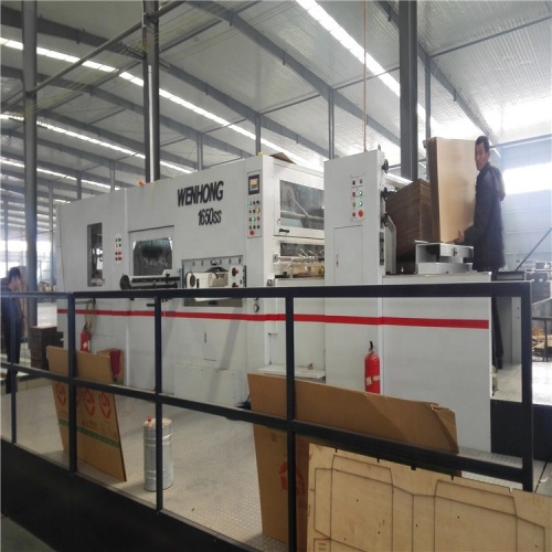 Automatic flatbed die creasing machine