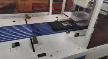 Clothing folding machine for clothing
