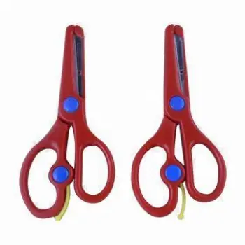 Scissors with spring, made of 18/0 stainless steel