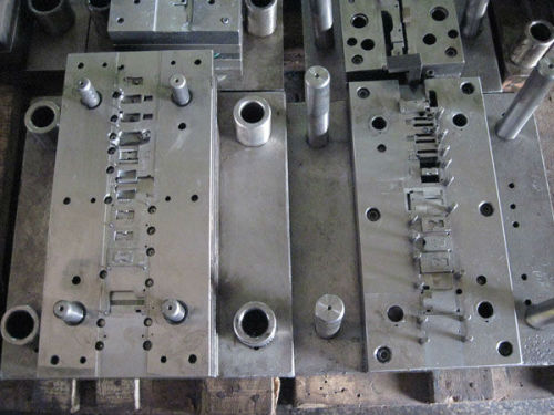 Auto Stamping Moulds