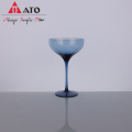 Elegante copas decorativas de vino de vino azul