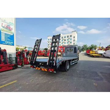 Бортовой грузовик для перевозки тяжелых грузов