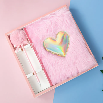 2024 Journal de promotion à couverture rigide rose personnalisé avec couverture moelleuse et cahier en peluche pour les cadeaux pour enfants