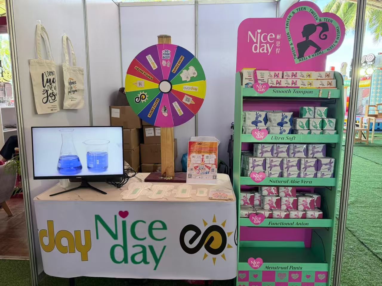 2-Niceday Negative Ion Pads Shine at Philippines' Kadayawan Fest