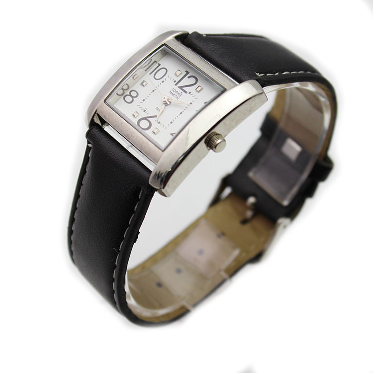 Top Fashion Leather Band Wristwatch
