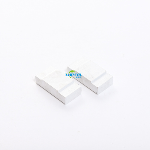 Auto cooling stud block
