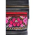 Vintage Yi Nakış Deri Kutu Crossbody Çanta