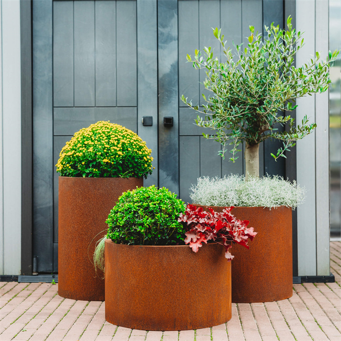 Corten steel flower planter 