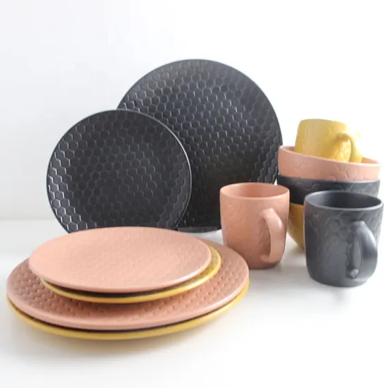 Hot Sale Luxury Emboss Customized Porcelain Dinnerware Set