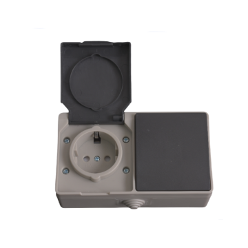 IP54 Calco di Schuko 16A classificato con copertura e interruttore a banda singola - base di plastica esterna