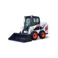 Loader com eficientes skid de direção projetado para tarefas municipais