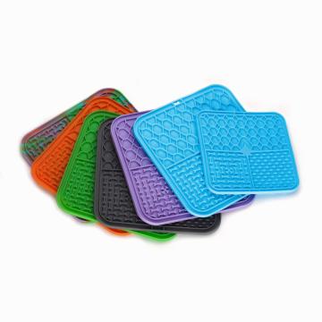 Customize Silicone Pet Licking Mat - Low Price Dog and Cat Feeder